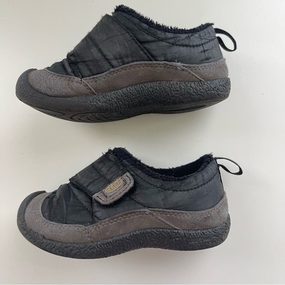 KEEN Toddler Little Kids’ Howser Low Wrap Slip-On Shoes (size 9)